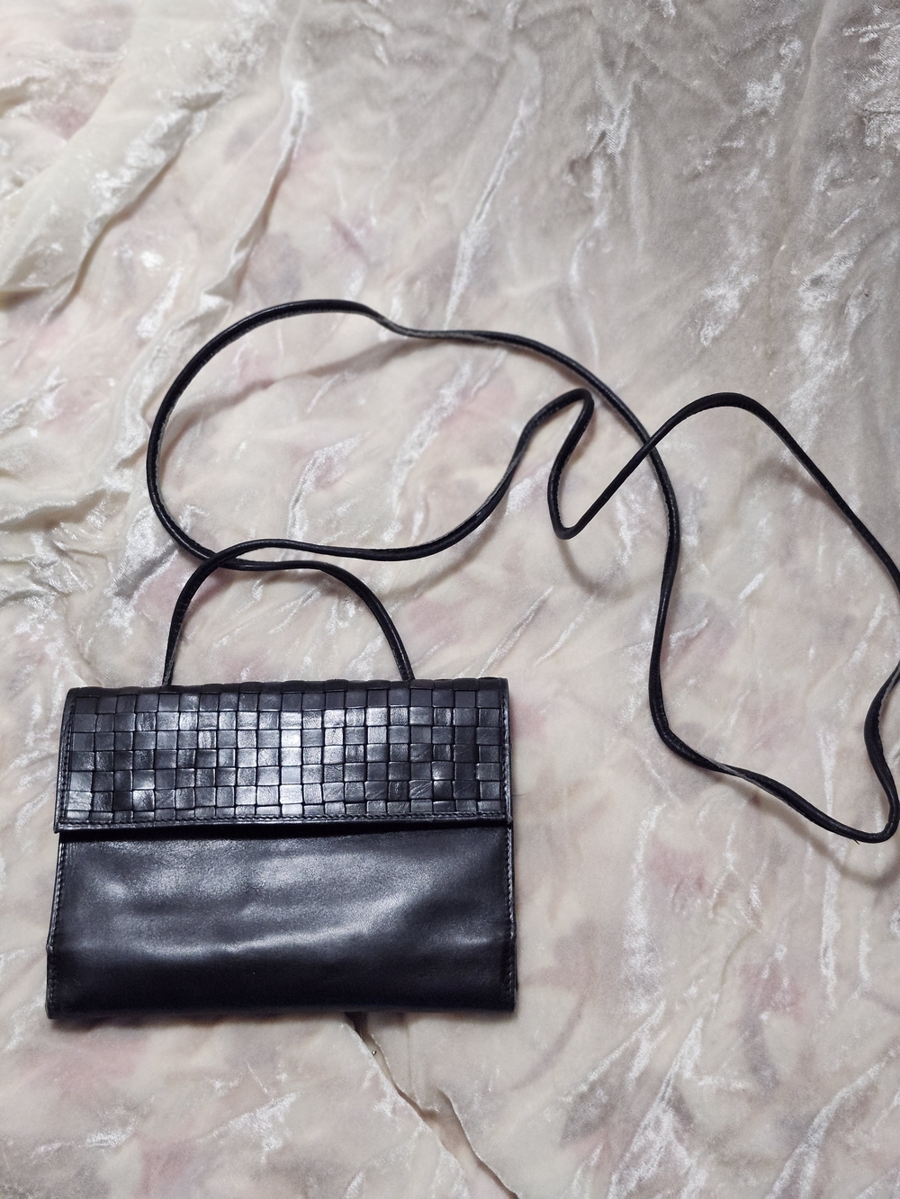 Kenneth Cole Black Woven-Flap Leather Crossbody